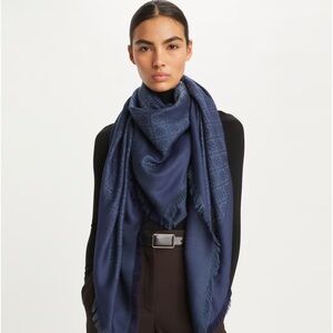 Tory Burch T MONOGRAM JACQUARD TRAVELER SCARF NWT Pale Blue Large